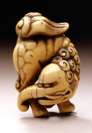 Illustration for article titled Spirit Foxes and Raunchy Demons in Japanese Netsuke Art